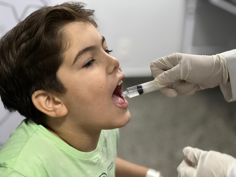 pediatras-do-hecad-alertam-pais-para-uso-seguro-de-medicamentos-em-criancas